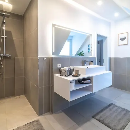 Διαμέρισμα Am Schwanenteich Mit Dachterrasse - Innenstadt *