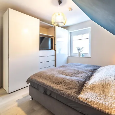 Am Schwanenteich Mit Dachterrasse - Innenstadt Appartement Emden